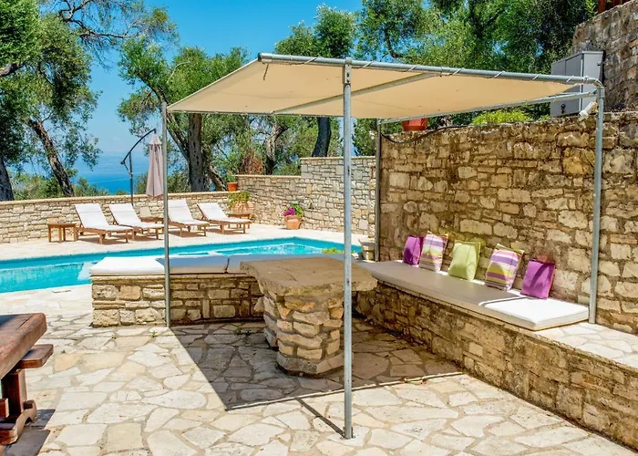 Villa Lenio Paxos